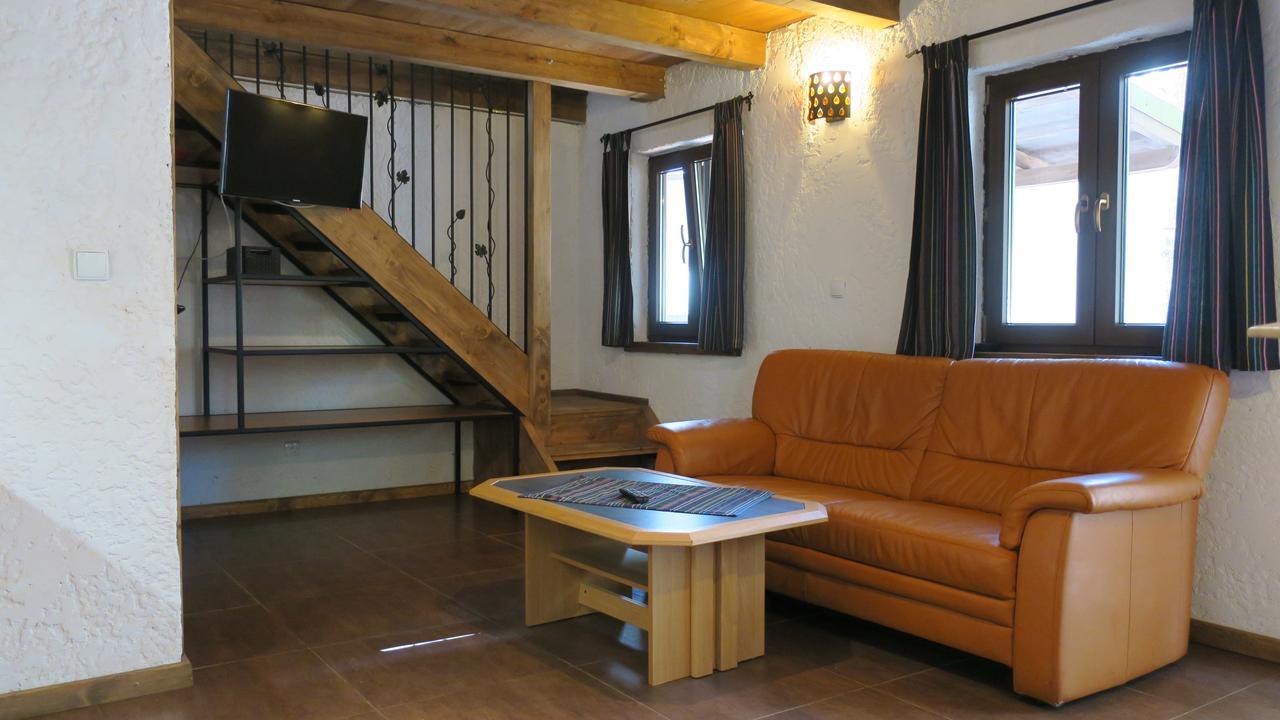 Osada Pod Czerwonym Debem - Czarny Mlyn Villa Jastrzebia Gora Bagian luar foto