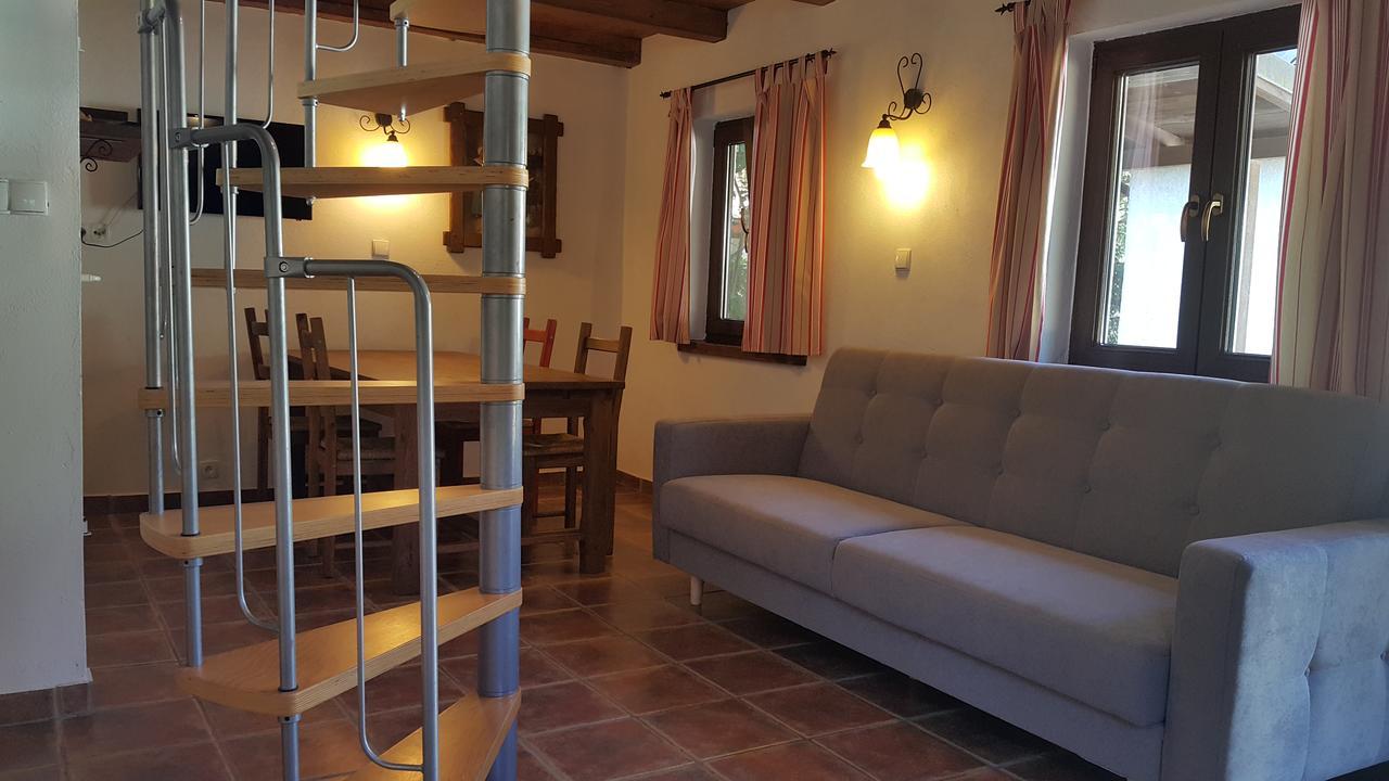 Osada Pod Czerwonym Debem - Czarny Mlyn Villa Jastrzebia Gora Bagian luar foto